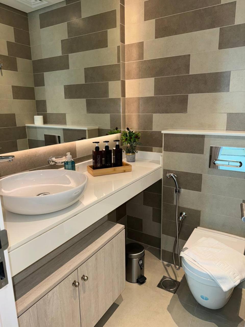 Luxury 5 Star Onebedroom - Seven Hotel & Apartment - West Beach At The Palm Jumeirah Dubai Ngoại thất bức ảnh